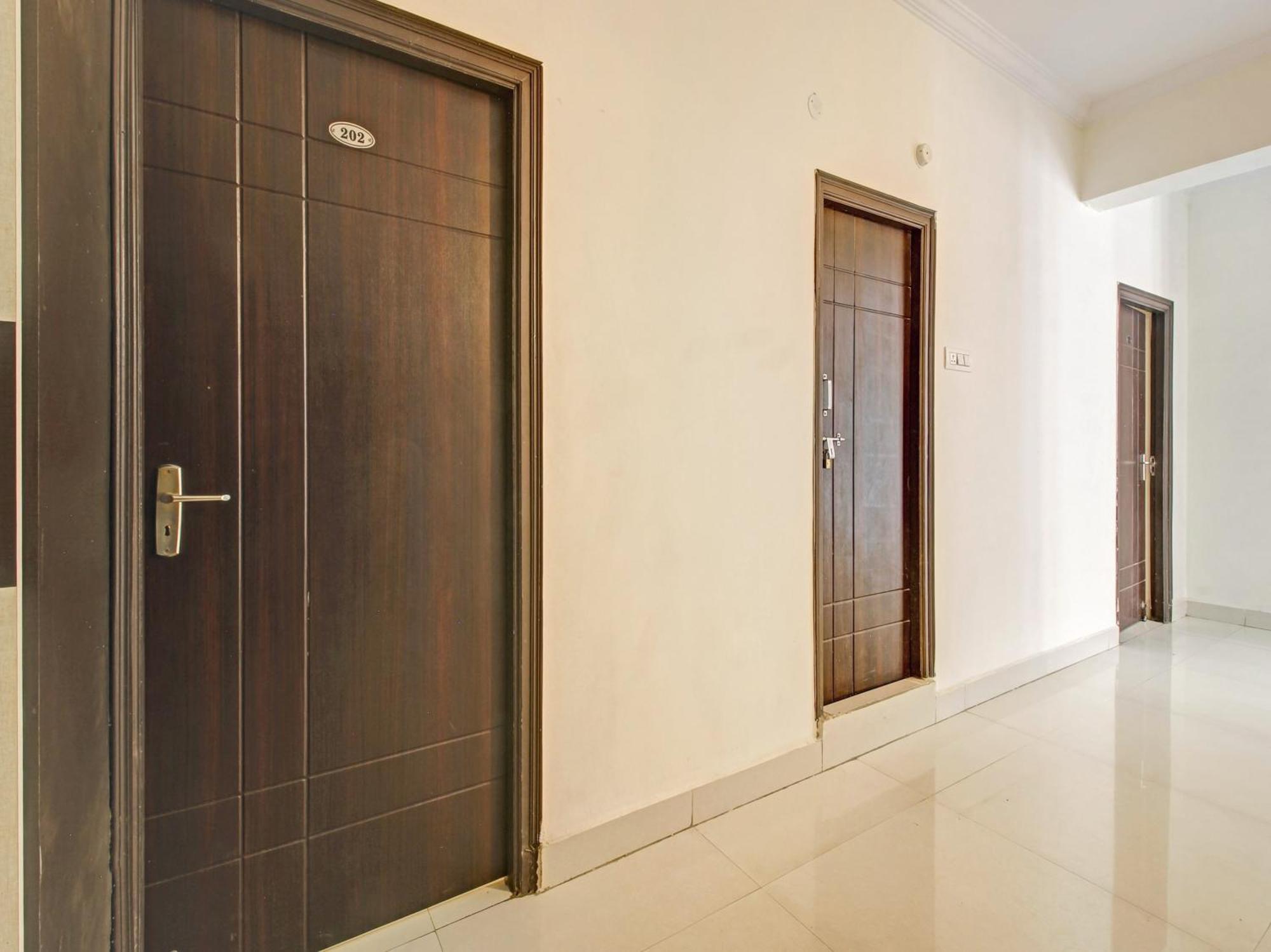 Hotel O Svr Silver Key Lingampalli 外观 照片
