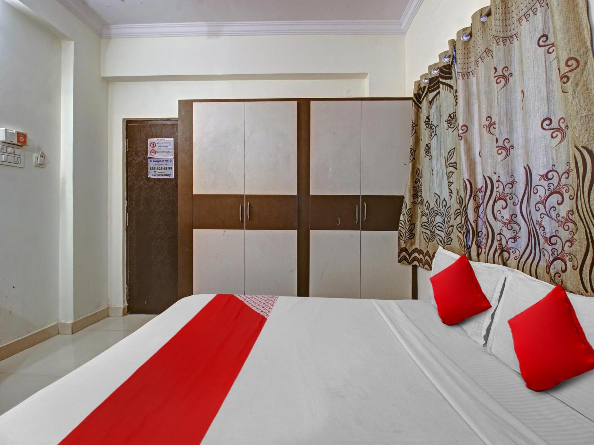 Hotel O Svr Silver Key Lingampalli 外观 照片